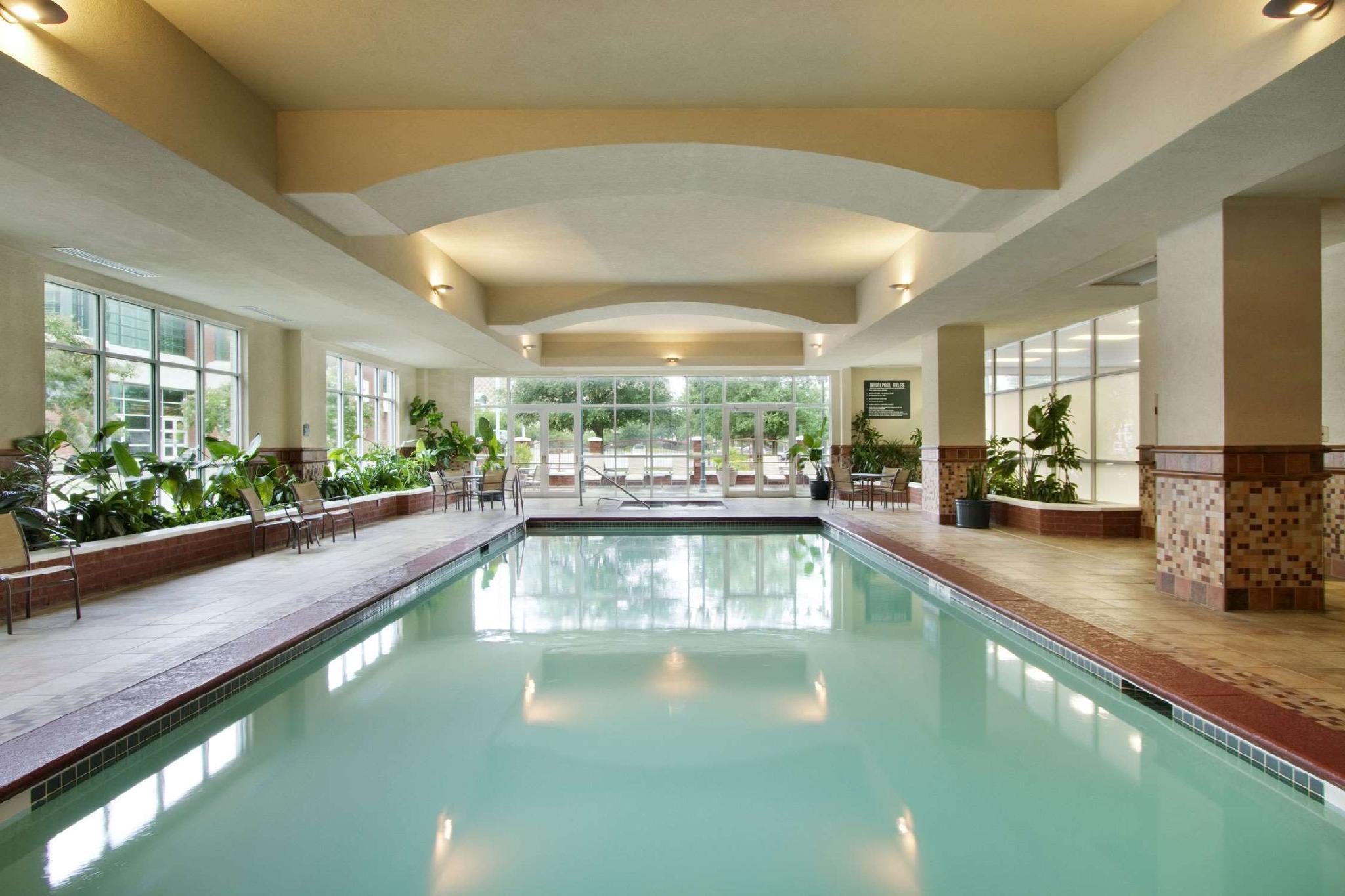 Embassy Suites Greenville Golf Resort&Conference Center Extérieur photo