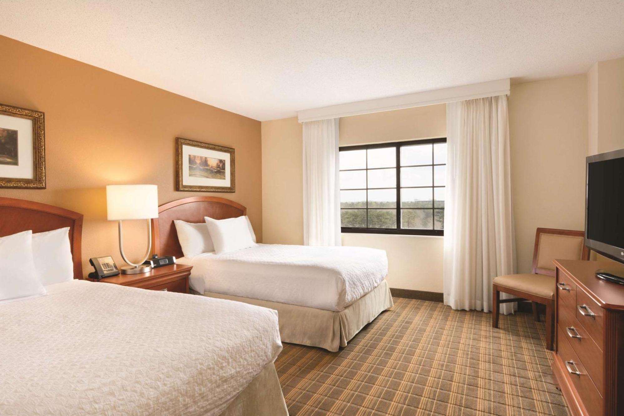 Embassy Suites Greenville Golf Resort&Conference Center Extérieur photo