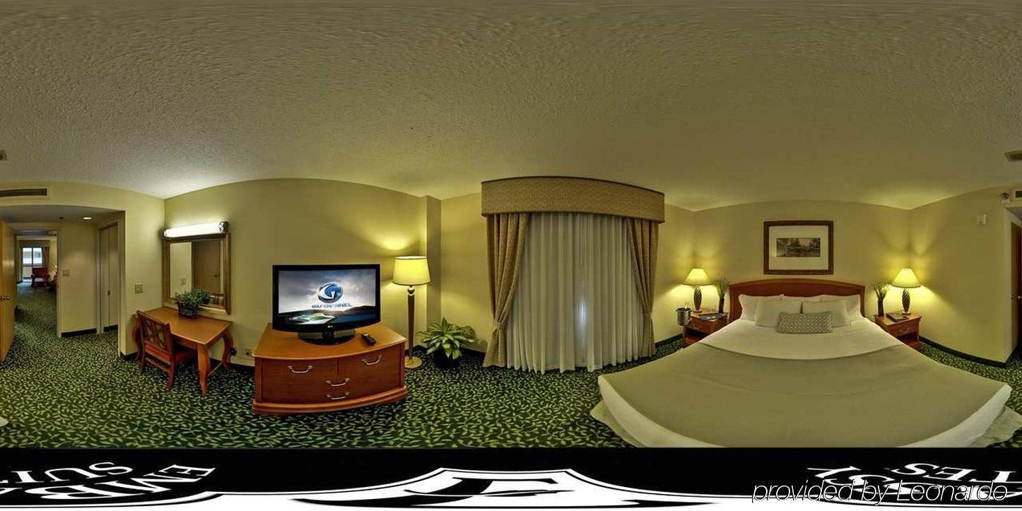 Embassy Suites Greenville Golf Resort&Conference Center Extérieur photo