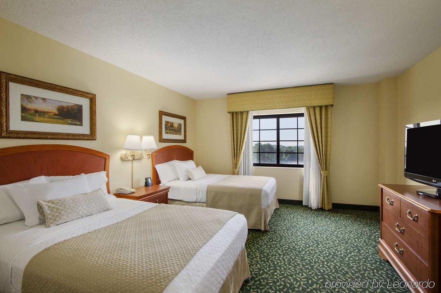 Embassy Suites Greenville Golf Resort&Conference Center Chambre photo