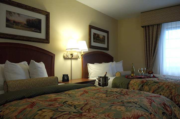 Embassy Suites Greenville Golf Resort&Conference Center Extérieur photo