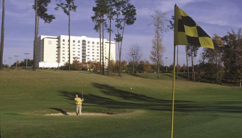 Embassy Suites Greenville Golf Resort&Conference Center Extérieur photo